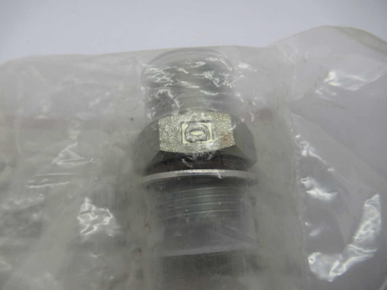 Gardner Denver 64EB1106 Fitting 3/4" NPT x 3/4" MBSPP W/ O-Ring NEW