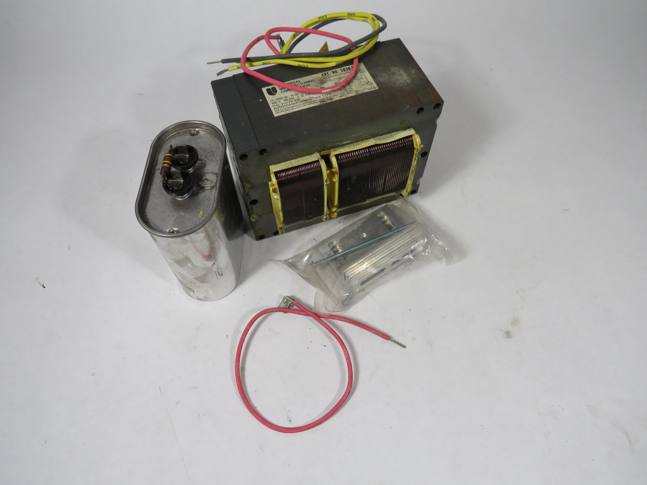 Universal 1030-57-500-K H.I.D Ballast Kit 1000W *SHELF WEAR/DMG BOX* NEW