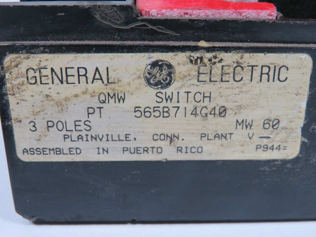 General Electric 565B714G40 Disconnect Switch MW60 3-Pole FACTORY MODIFIED USED