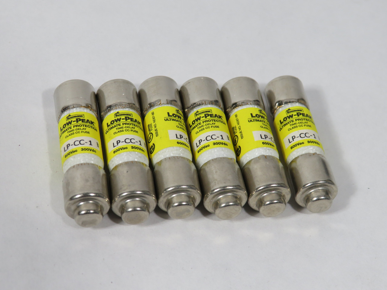 Cooper Bussmann LP-CC-1 Current Limiting Fuse 1A 600VAC Lot of 6 BOX DMG NEW