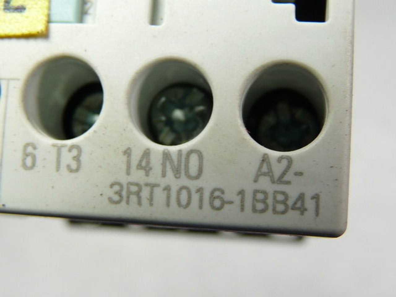 Siemens 3RT1016-1BB41 Non-Reversing Contactor 9A 3P 24VDC USED