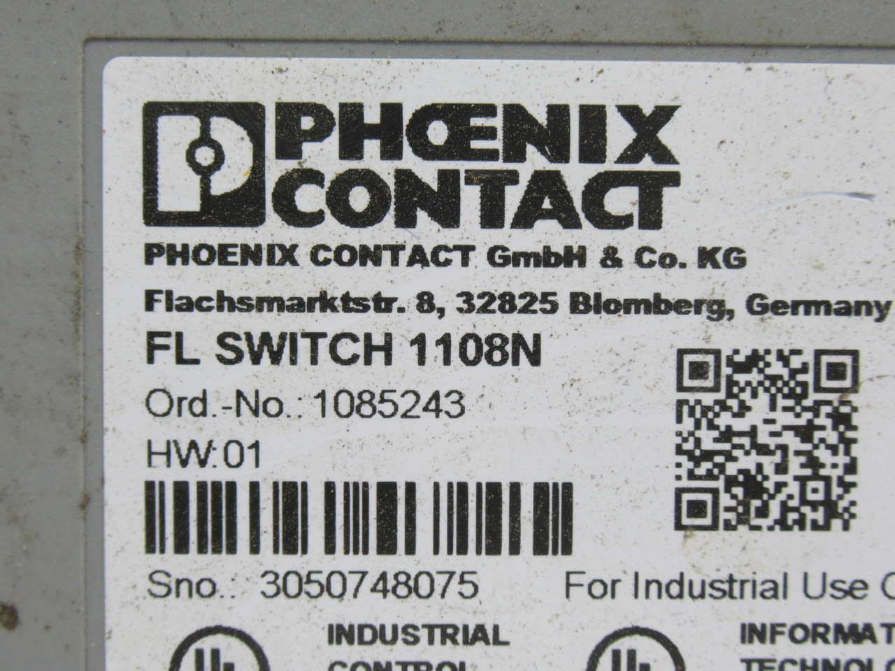 Phoenix Contact FL-SWITCH-1108N Ethernet Switch 8-Port *MISSING CONNECTOR* USED