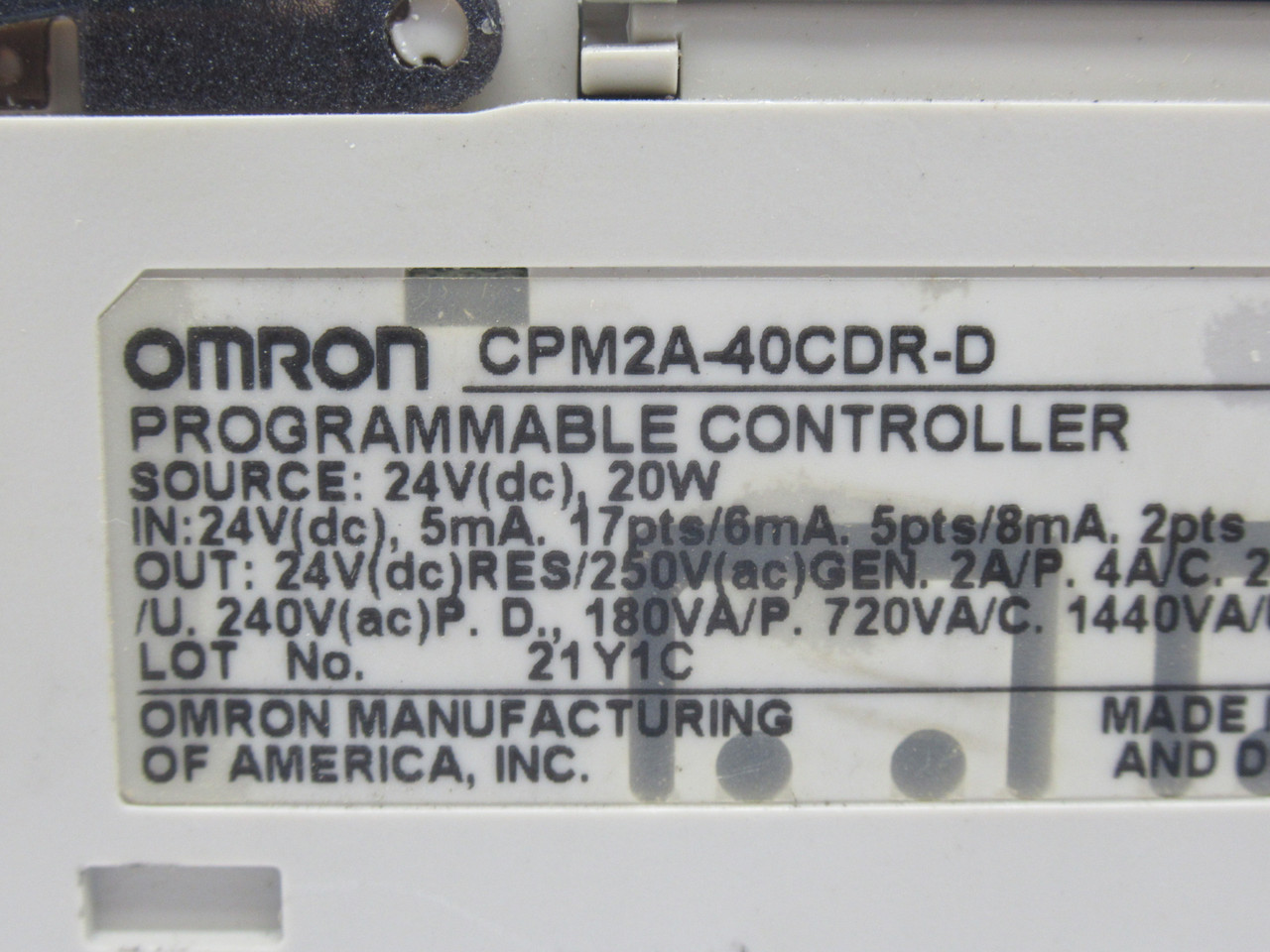 Omron CPM2A-40CDR-D Programmable Controller 24VDC 20W 24-Input 16-Output USED