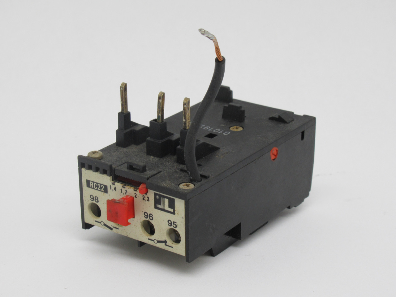 Lovato RC22.2V3 Overload Relay 1.4-2.3A 660V 3-Pole USED