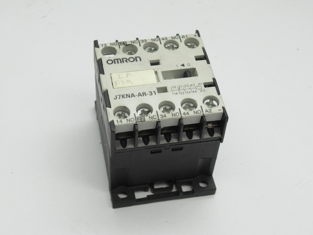 Omron J7KNA-AR-31-110 Mini Contactor Relay 110-115/120-125V 50/60Hz 4-Pole USED