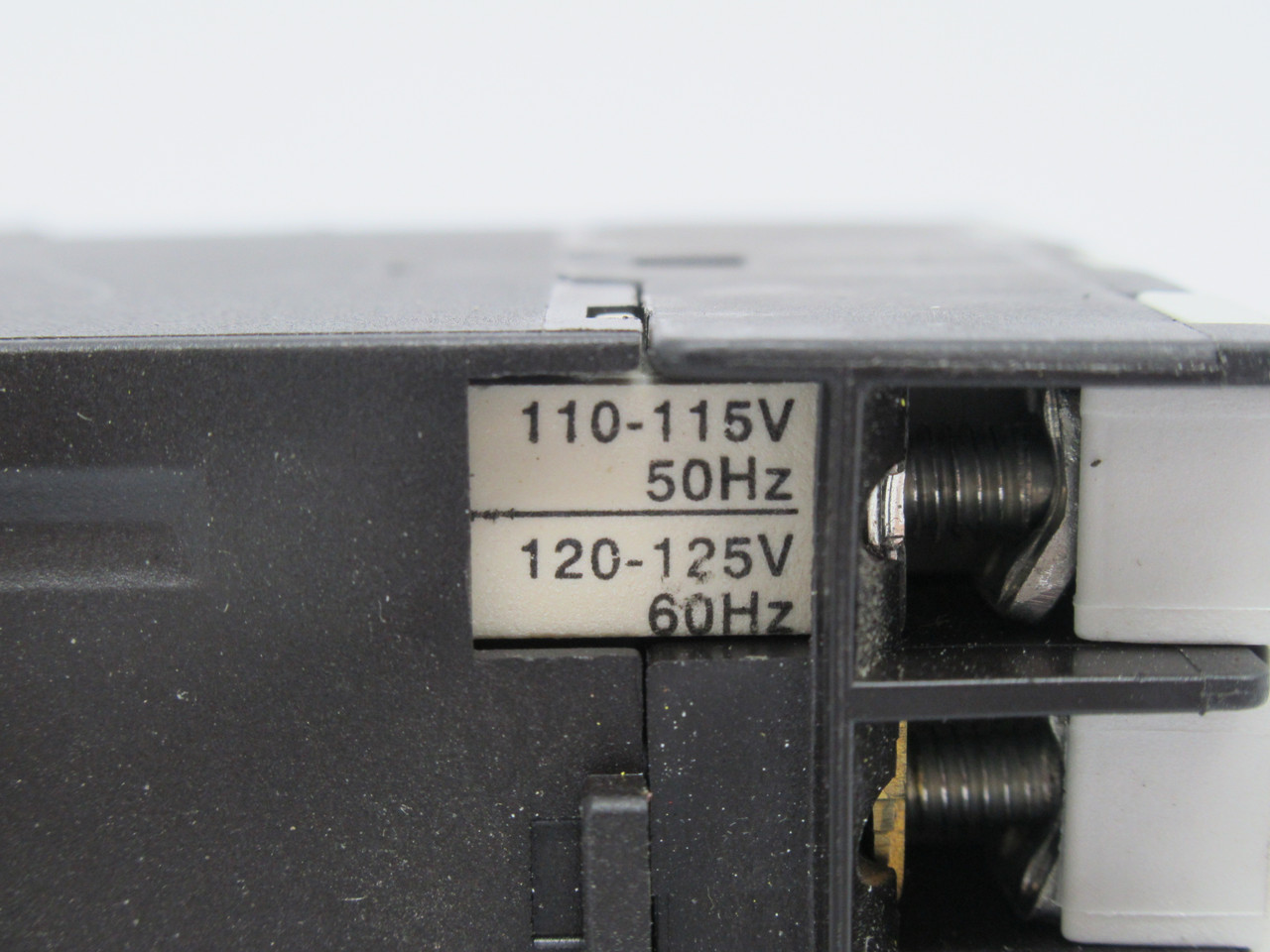 Omron J7KNA-AR-31-110 Mini Contactor Relay 110-115/120-125V 50/60Hz 4-Pole USED