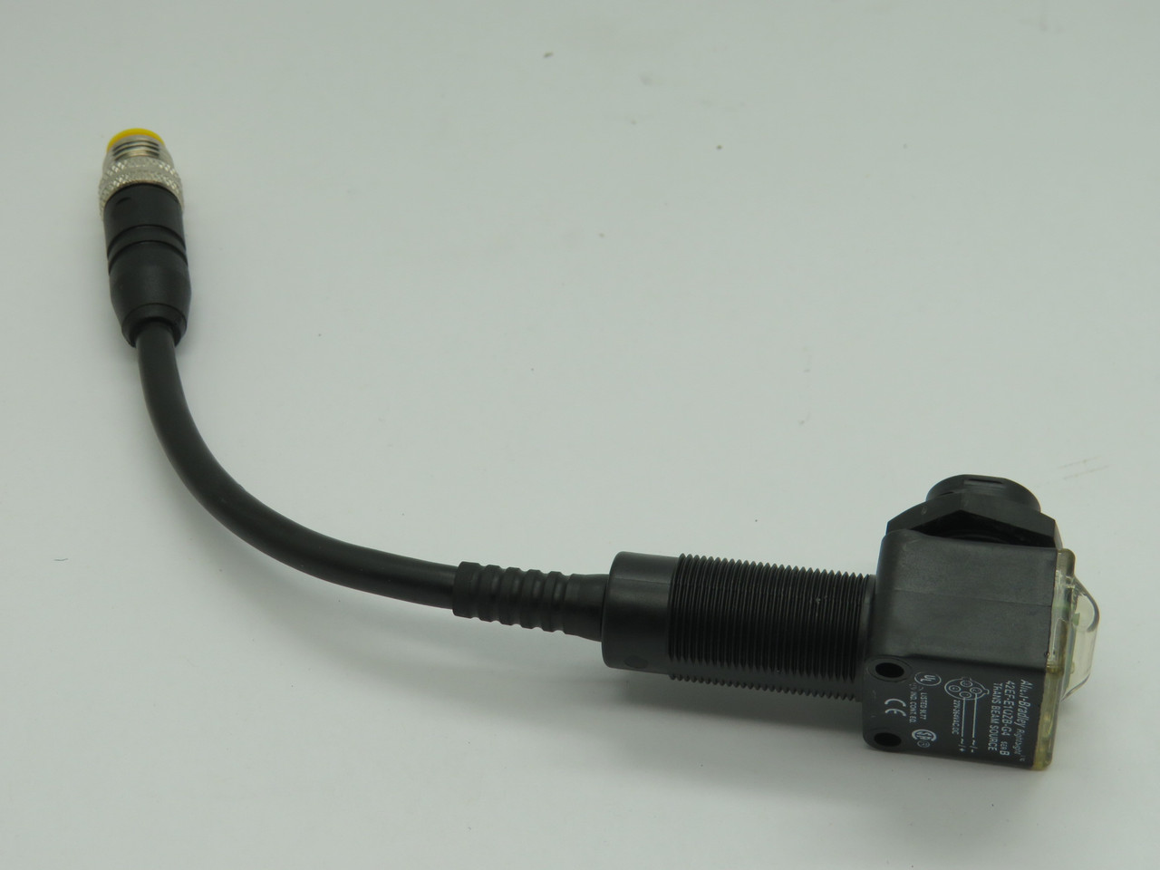 Allen-Bradley 42EF-E1QZB-G4 Photoelectric Sensor  Right Sight 22-264V USED