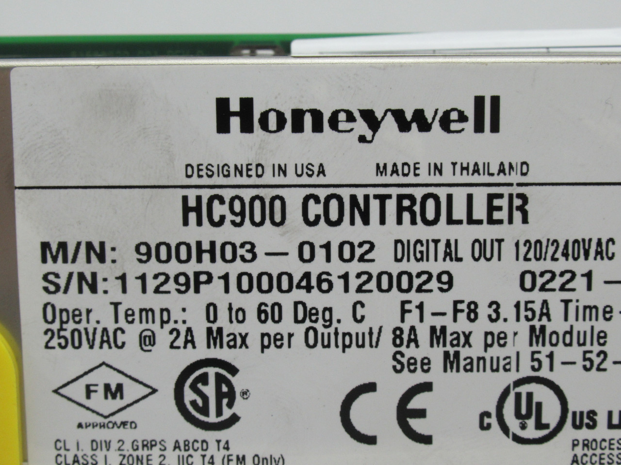 Honeywell 900H03-0102 Digital Output Module 8 Channel 120/240VAC USED