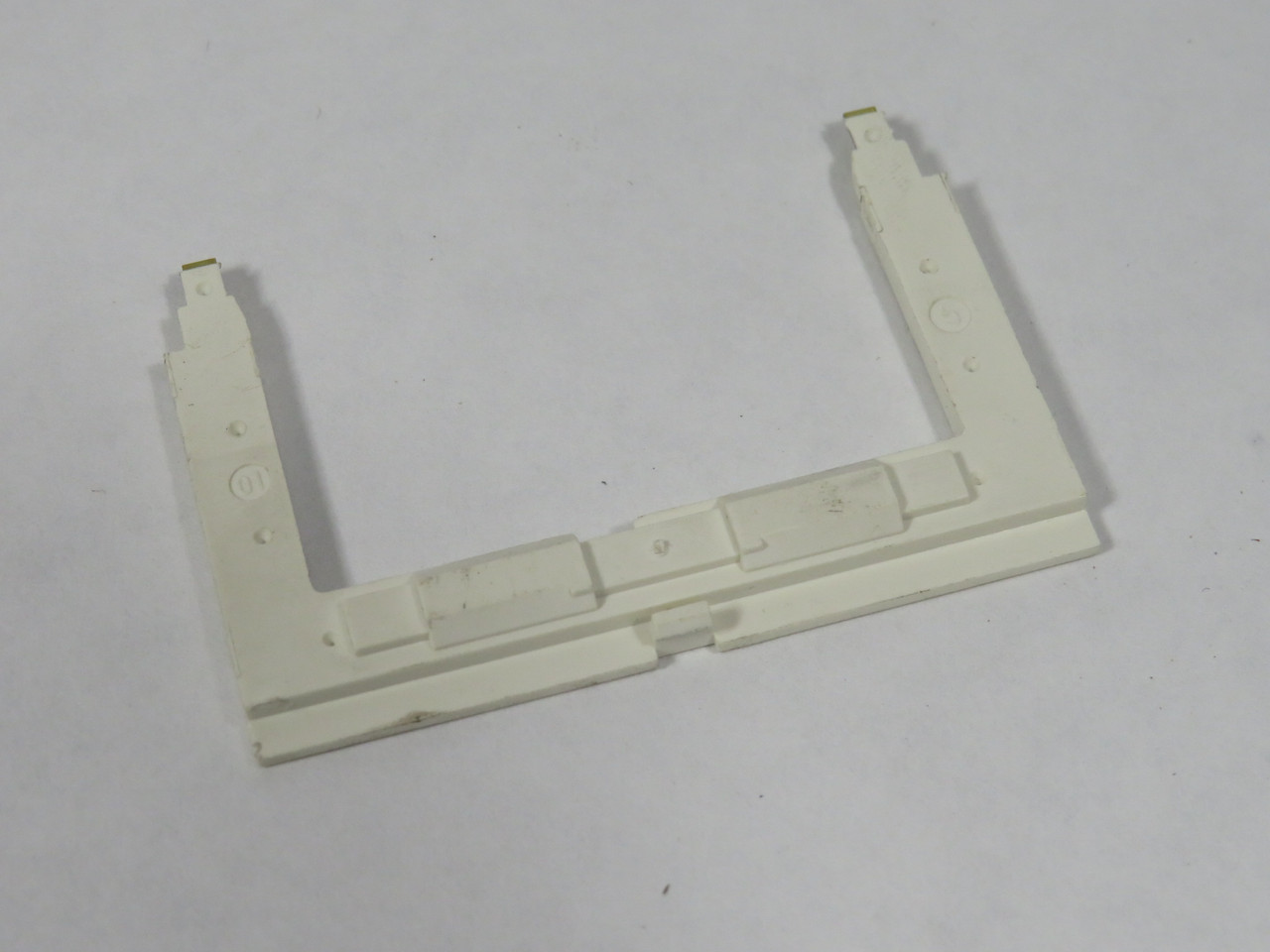 Schneider Electric LAD-4TBDL Contactor Limiting Diode Bidirectional 5-24VDC USED