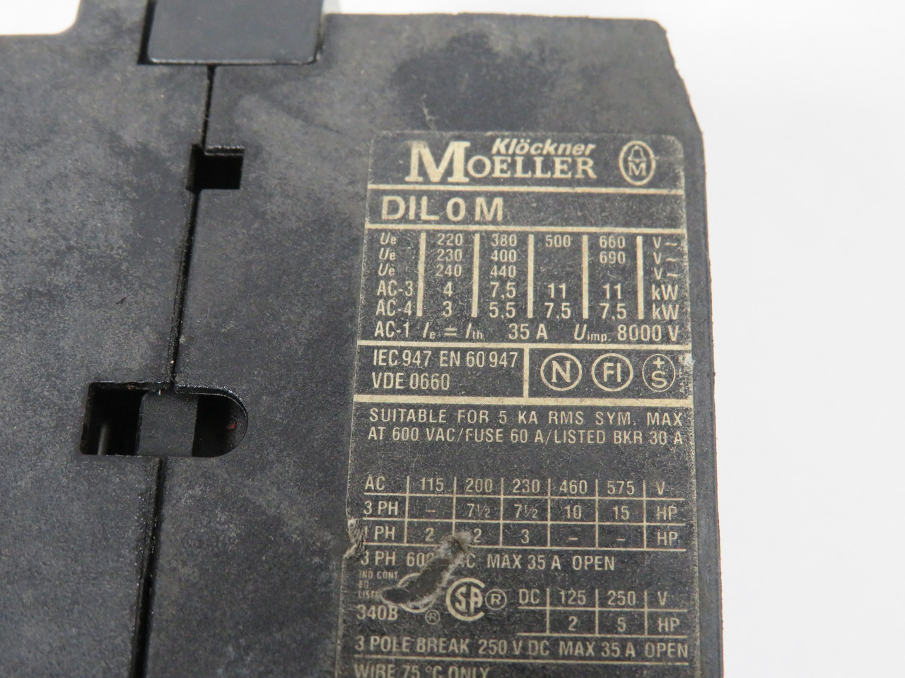 Klockner-Moeller DIL0-M-110V/50Hz-120V/60Hz Contactor MISSING COVER USED