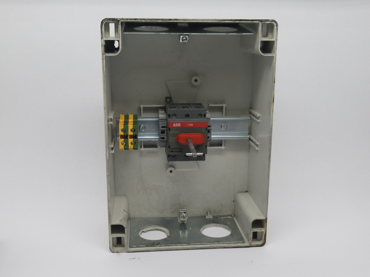 ABB EOT63 Plastic Enclosed Disconnect Switch 80A 600VAC *STAINED* USED