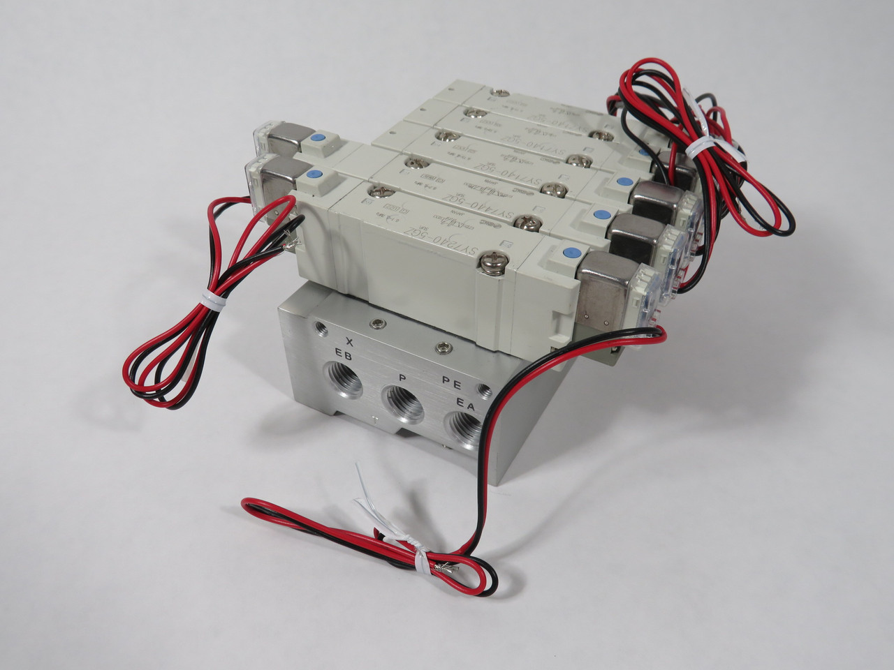 SMC SY7140-5GZ Solenoid Manifold Assembly 5-Station 24VDC SHELF WEAR NOP