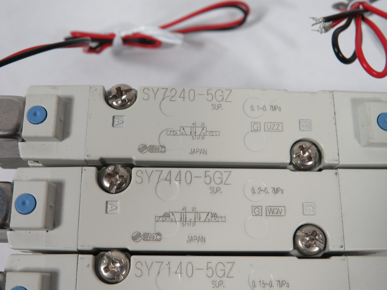SMC SY7140-5GZ Solenoid Manifold Assembly 5-Station 24VDC SHELF WEAR NOP