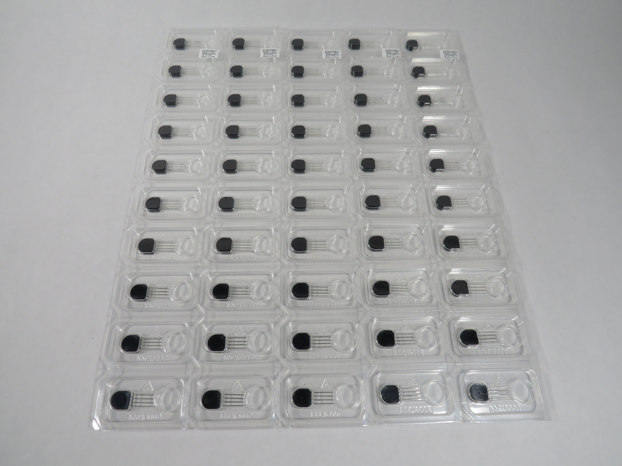 Honeywell SSCSSNT005PDAA5 Board-Mount Pressure Sensor +/- 5 psi 5VDC 50-Pack NEW