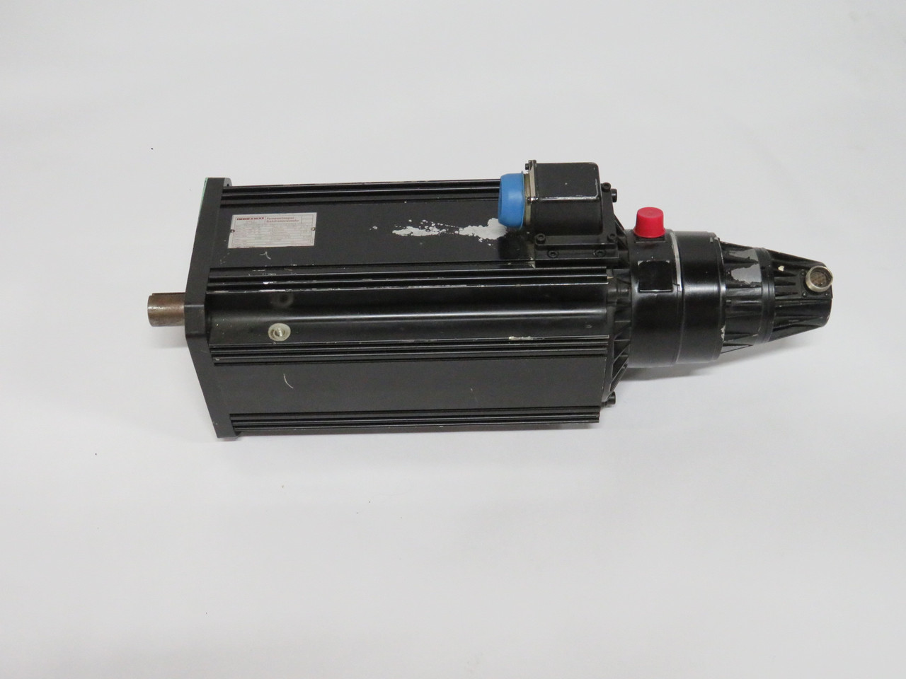 Indramat MAC112C-0-ED-4-C/130-A-0/WI520LX/S005 Servo Motor 3000RPM USED