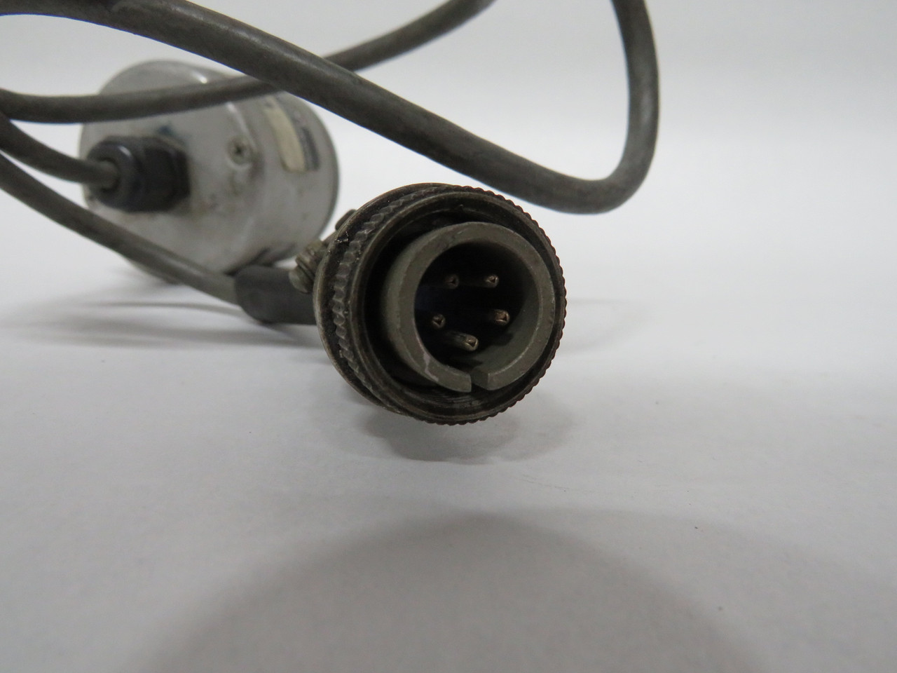 BEI H25E-F4-SS-900-ABZ-7406-LED-ECS36-S Incremental Encoder USED