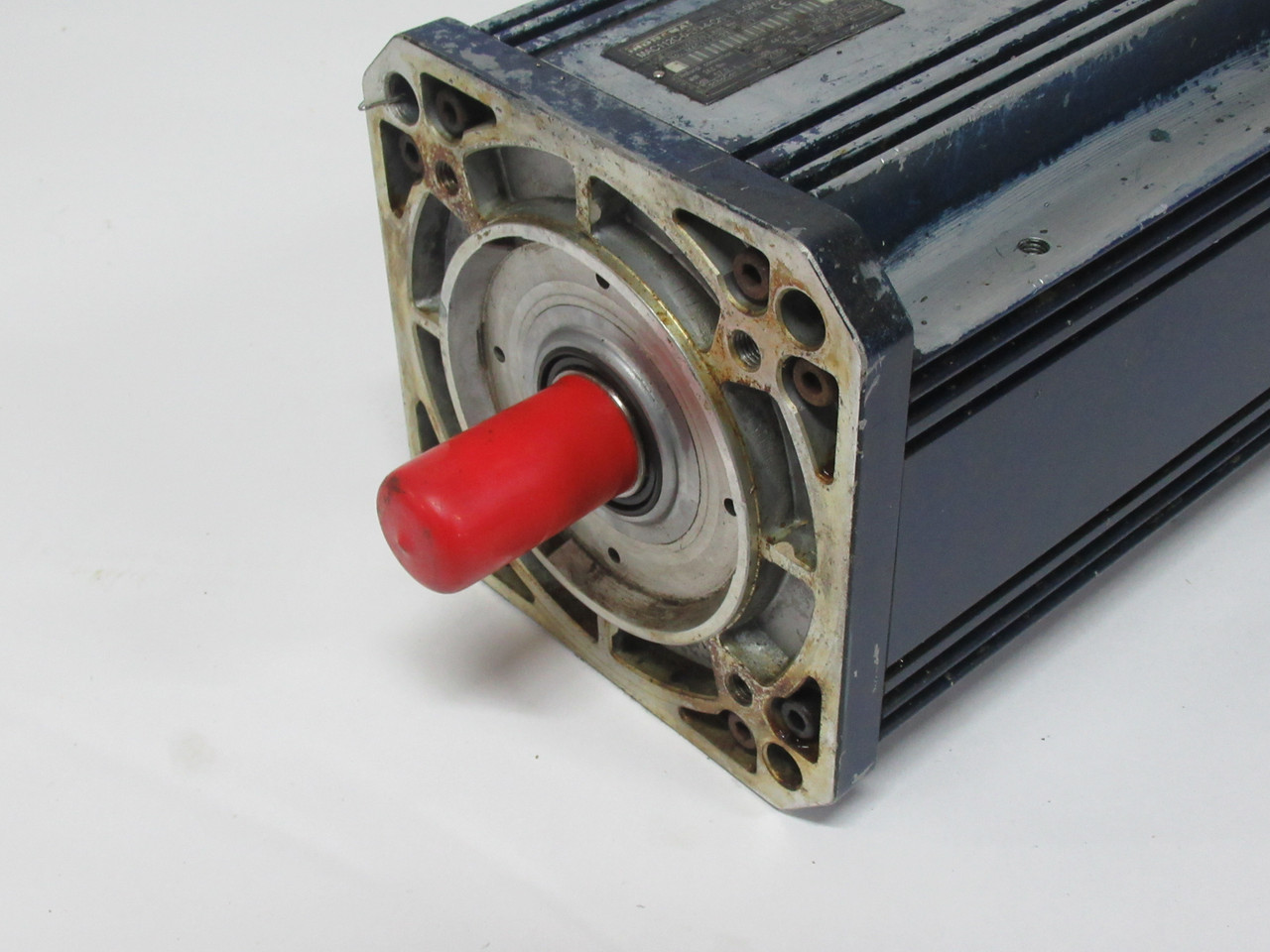 Indramat MAC112C-0-ED-4-C/130-A-0/WI520LV/S005 Permanent Magnet Motor USED