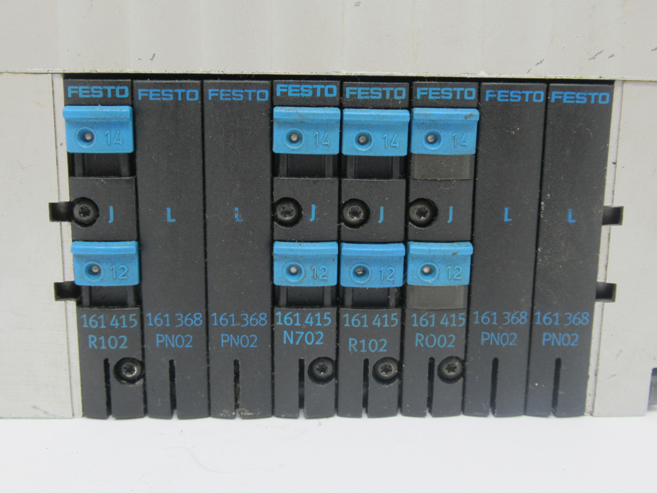 Festo CPV10-VI-10P-10-8C-FB-R-Y-JLL3JLL Solenoid Valve Manifold Assembly USED