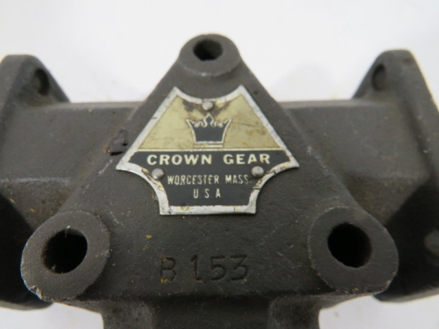 Crown C151806 3-Way Cast Iron Counter-Rotating Gearbox 2:1 1/2" 2000rpm ! NOP !
