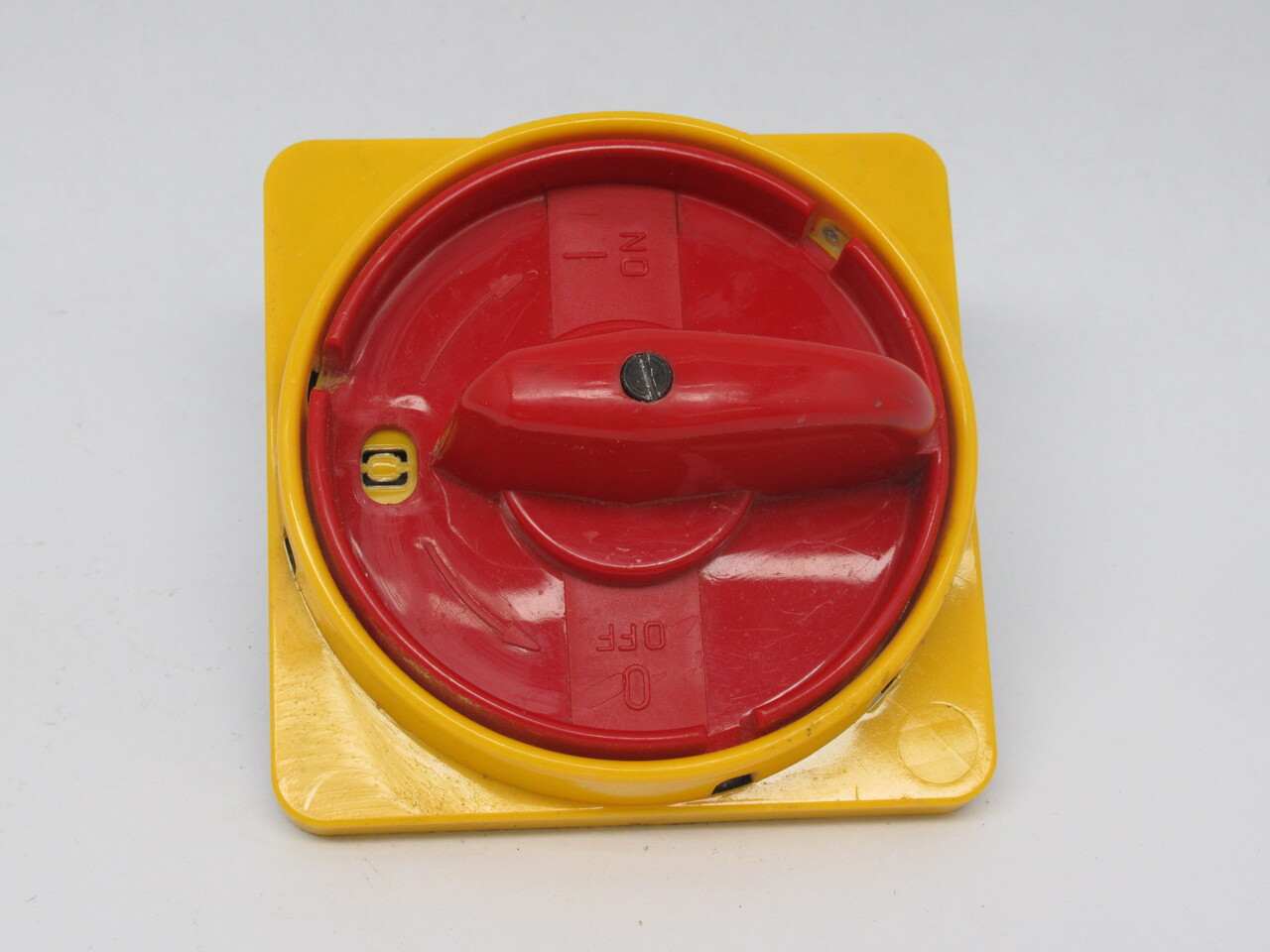 Breter 4.00.11 Disconnect Switch w/Handle 75A 660V USED