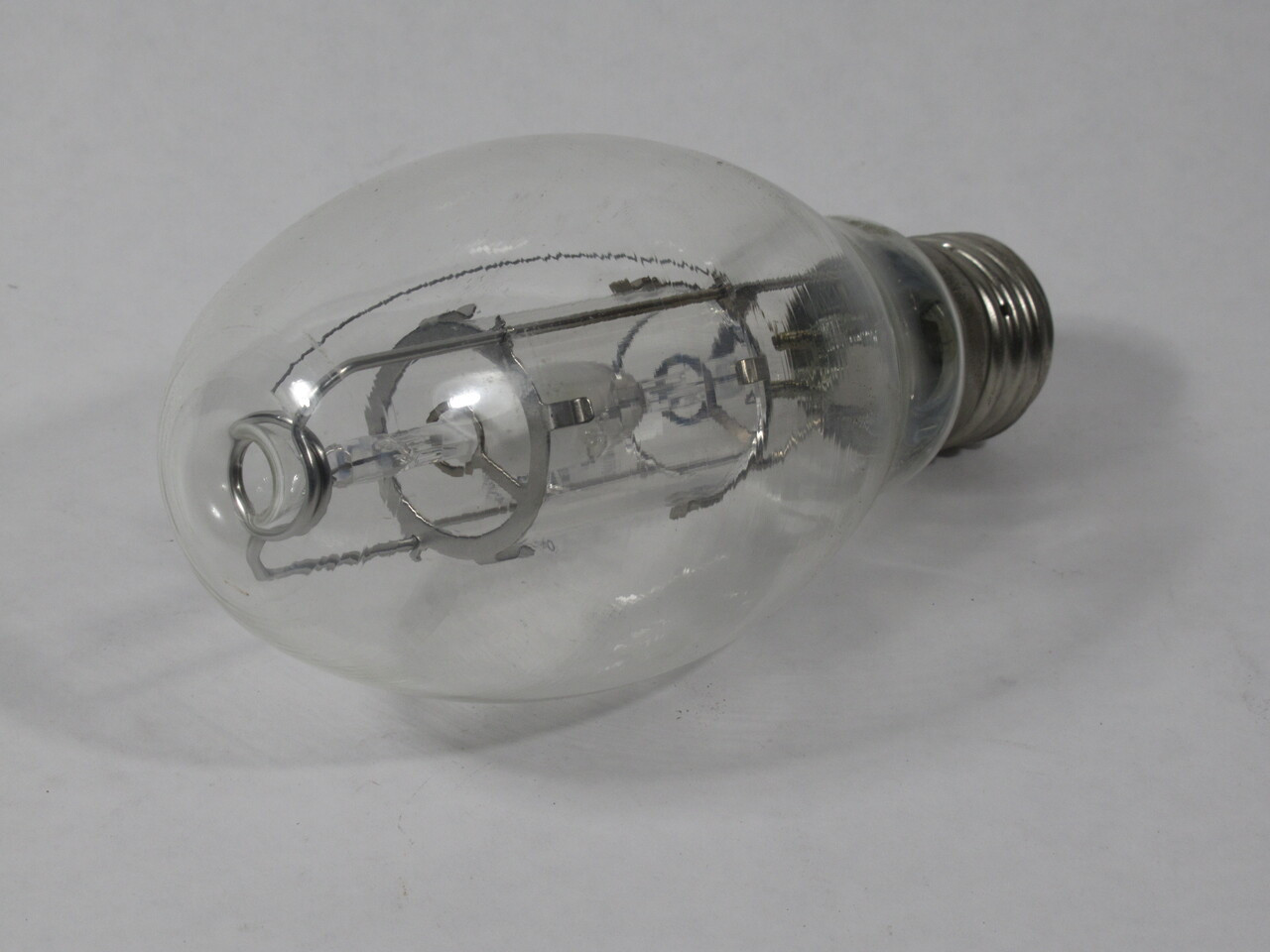Venture Lighting MP250W/BU/UVS/PS/740 Pulse Start Bulb 250W USED