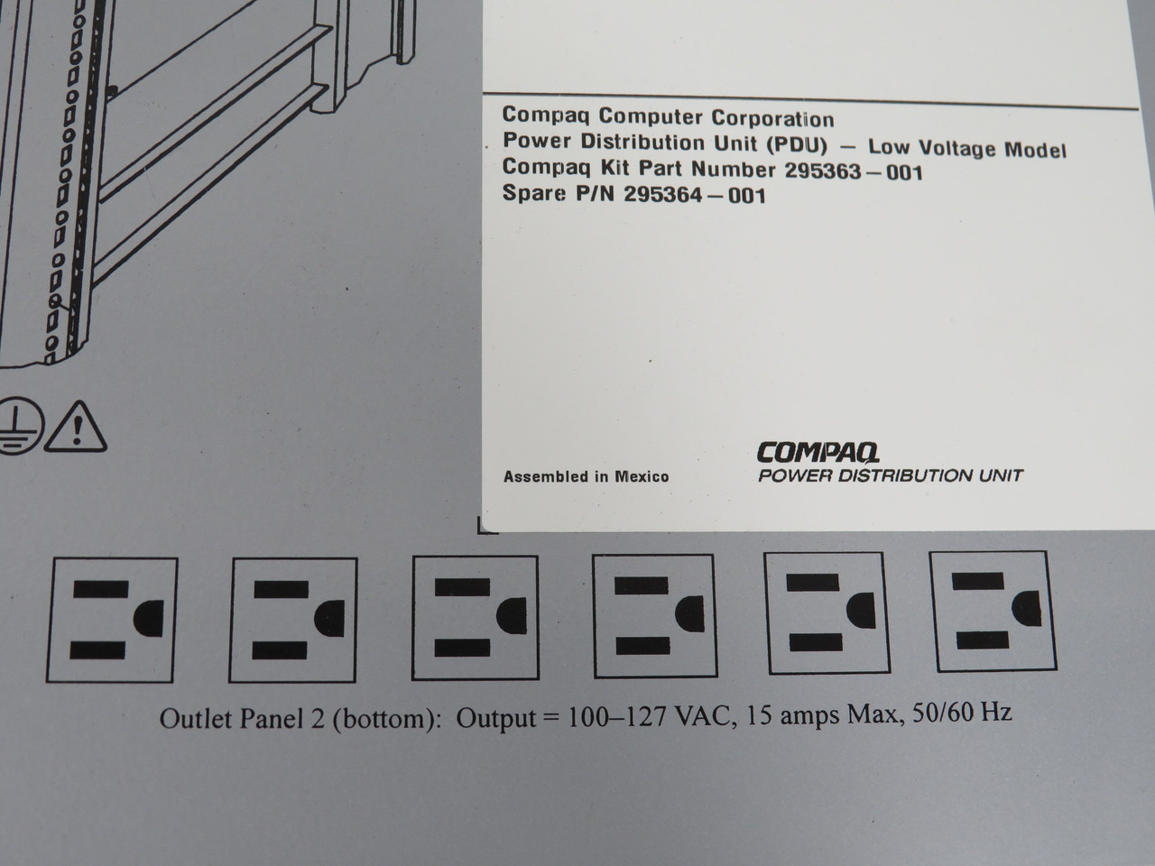Compaq PDUC30A-1 Power Distribution Unit 100-127V 24A 50/60Hz USED
