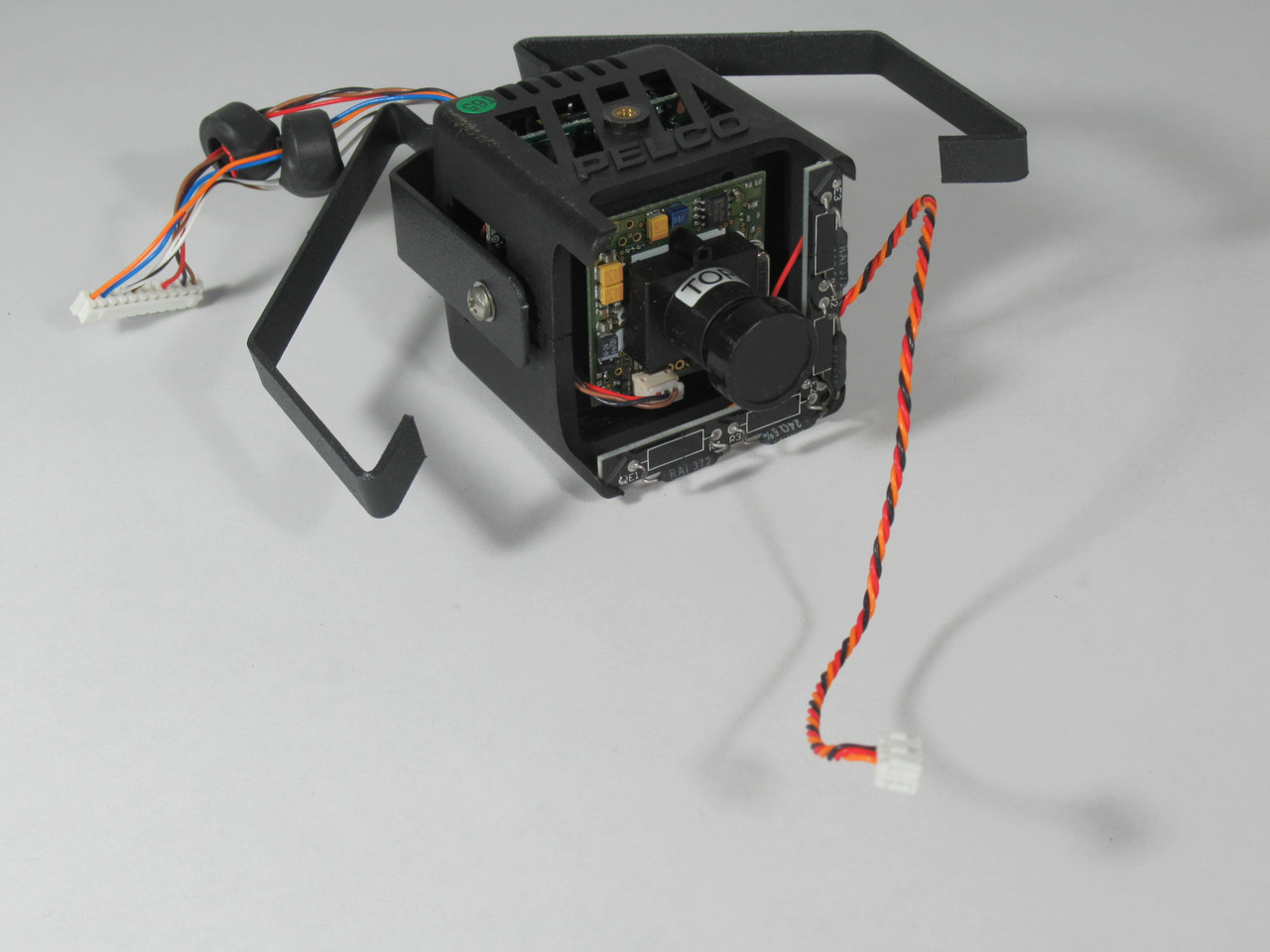 Pelco ICS-2MA3 Camera Head 2.9mm SHELF WEAR NOP