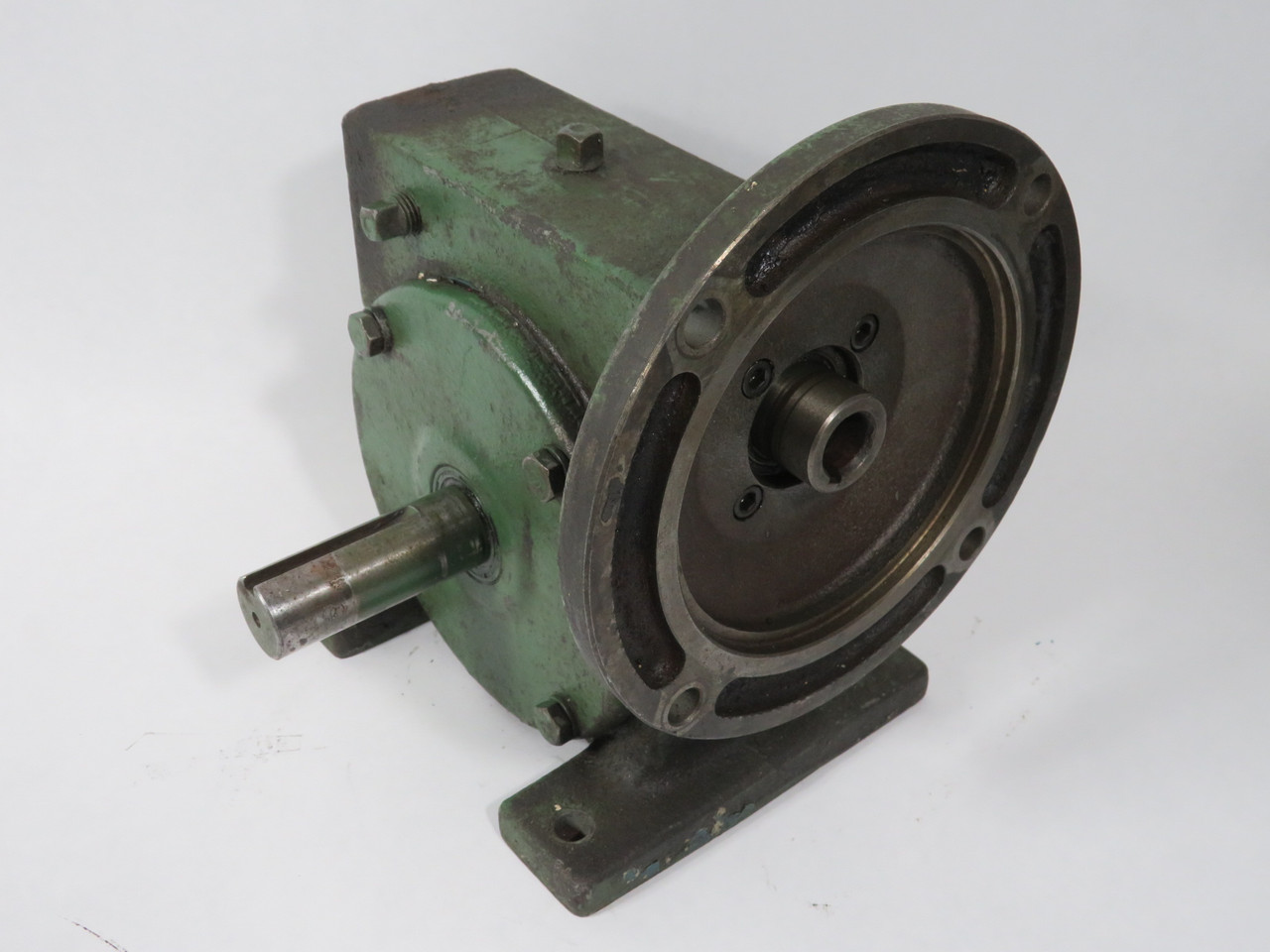 Generic C70-8C Right Angle Gear Reducer 30:1 Ratio USED