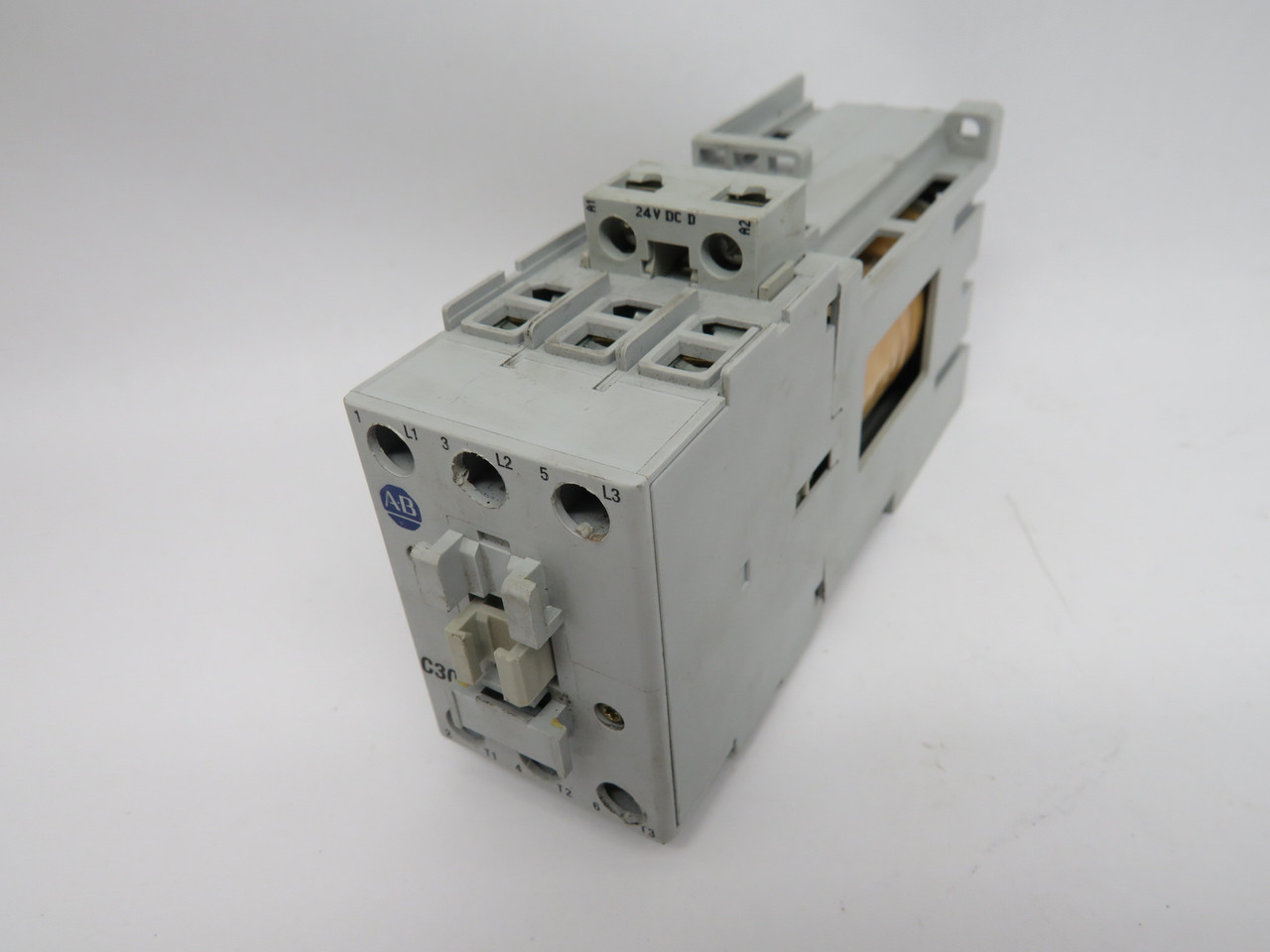 Allen-Bradley 100-C30ZJ00 Series C Contactor 24VDC 65A COSMETIC WEAR USED
