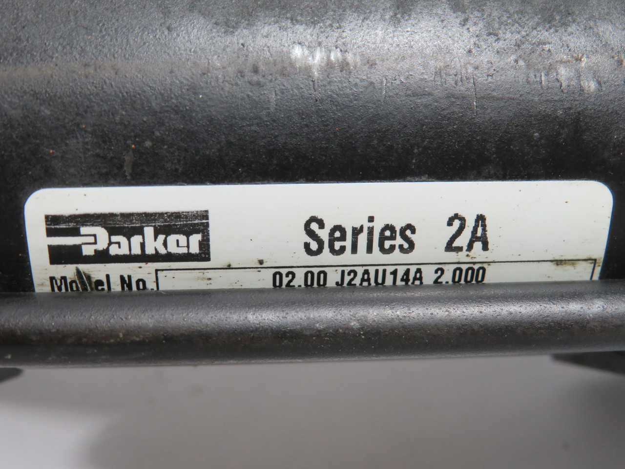 Parker 02.00J2AU14A2.000 Air Cylinder 2" Bore 2.8" Stroke 250 psi USED