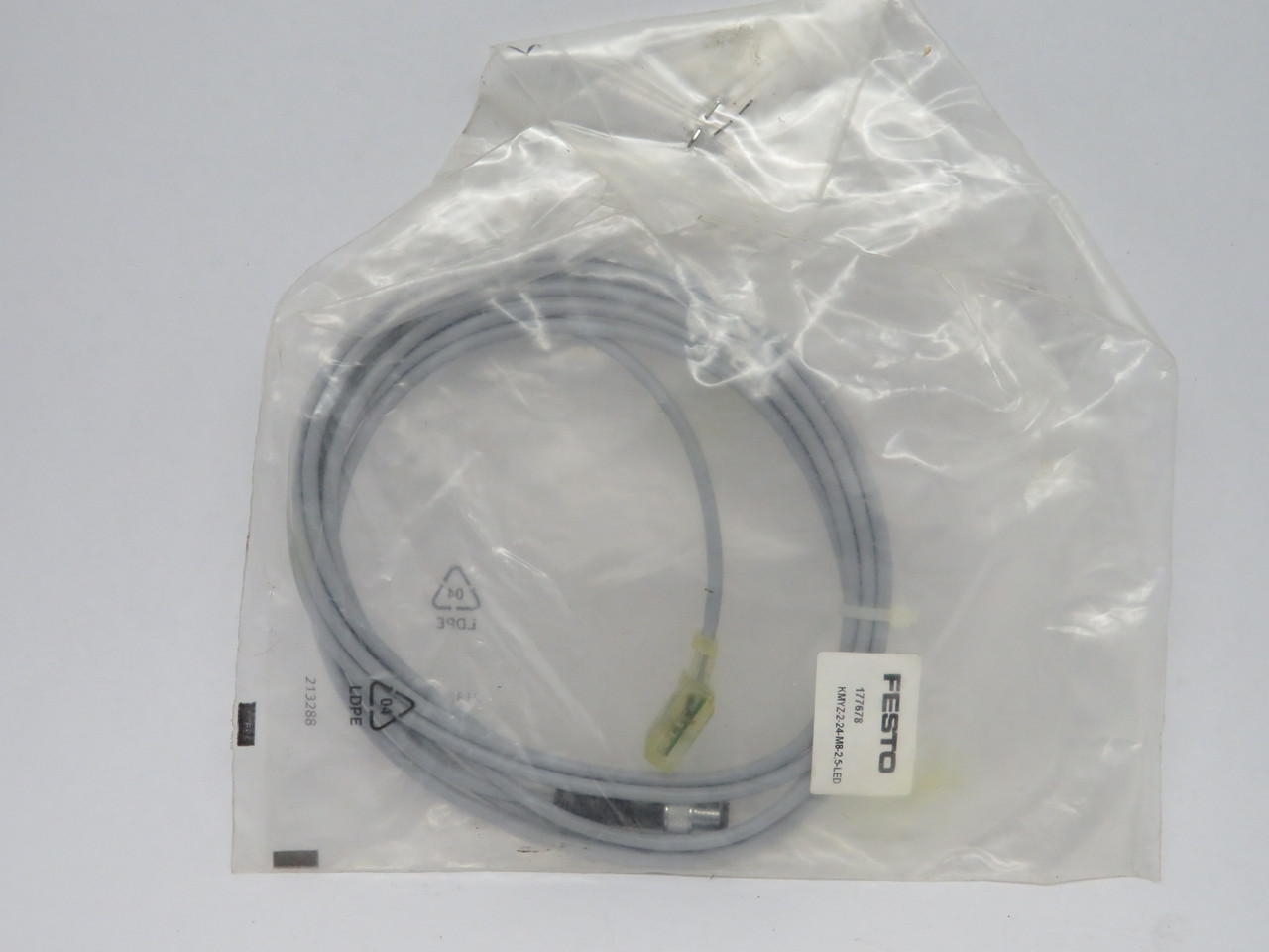 Festo 177678 KMYZ-2-24-M8-2.5-LED Connecting Cable w/Plug Socket HOLEY BAG NWB
