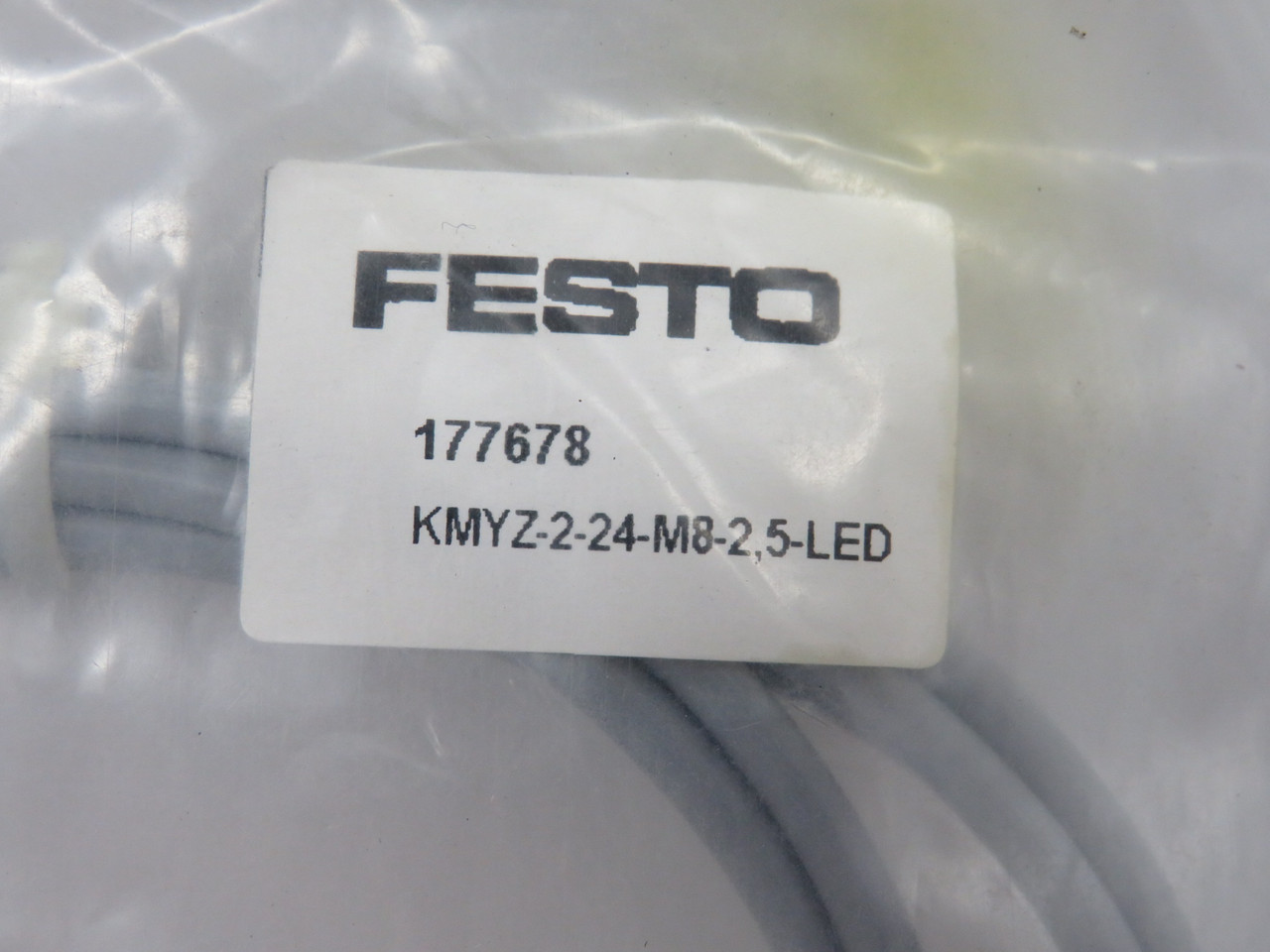 Festo 177678 KMYZ-2-24-M8-2.5-LED Connecting Cable w/Plug Socket HOLEY BAG NWB