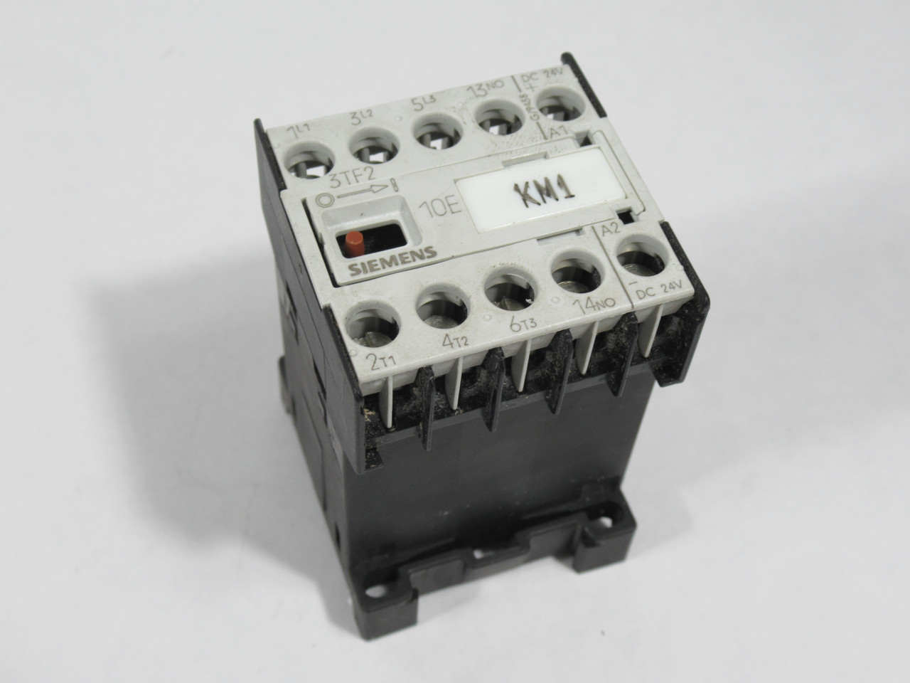 Siemens 3TF2010-0BB4 Mini Contactor 24VDC 3P 1NO 24VDC *MISSING LABEL* USED