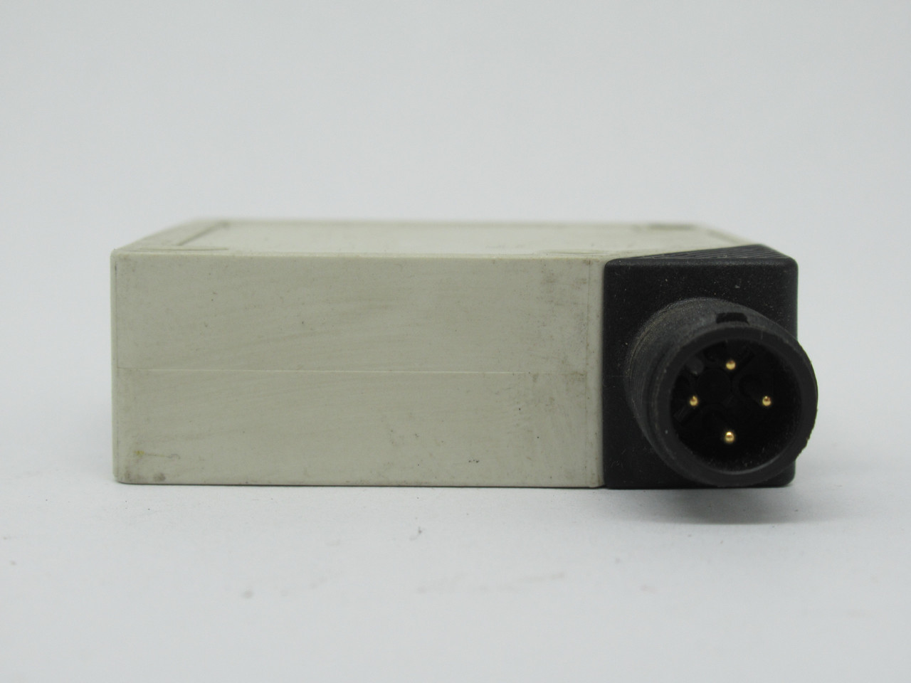 Carlo Gavazzi PC50CNP06BAM1 Retro Reflective Polarized Sensor 6m 10-30VDC USED