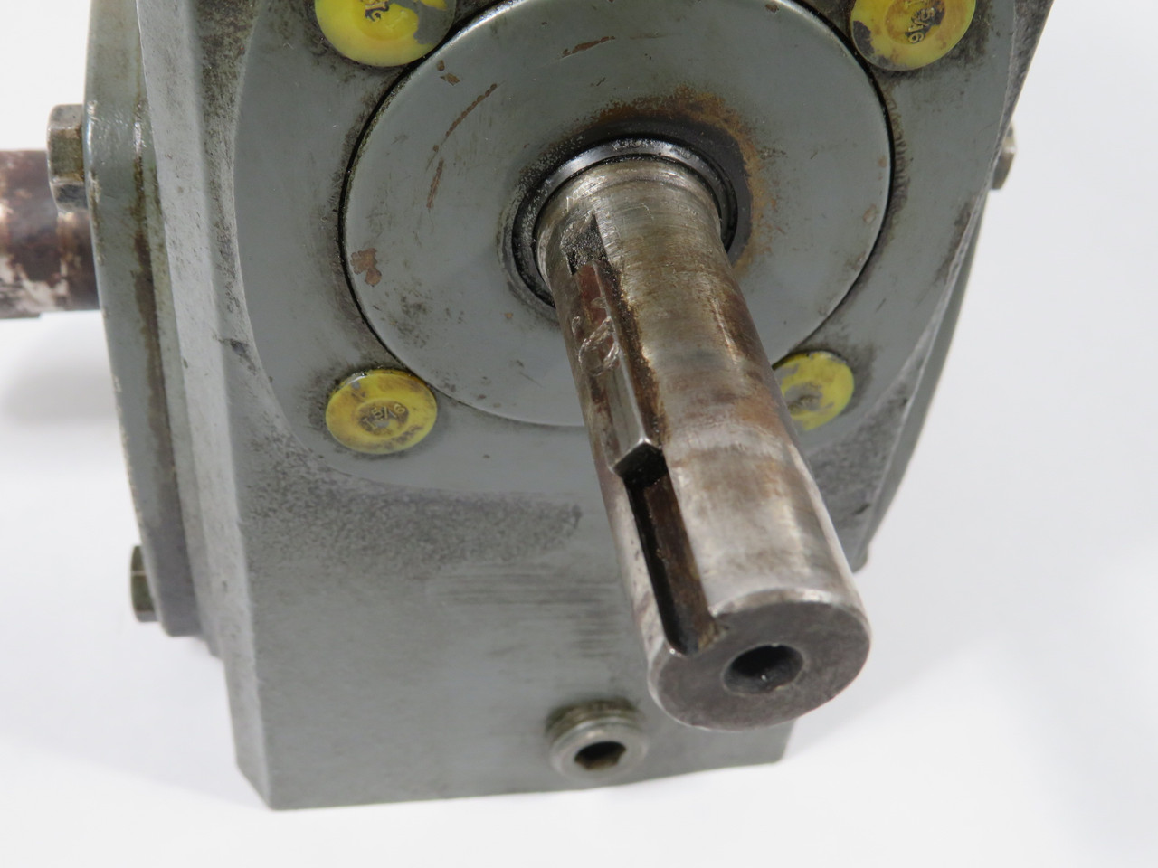 Boston Gear Right Angle Gear Reducer 40:1 Ratio NO NAMEPLATE DETAILS USED