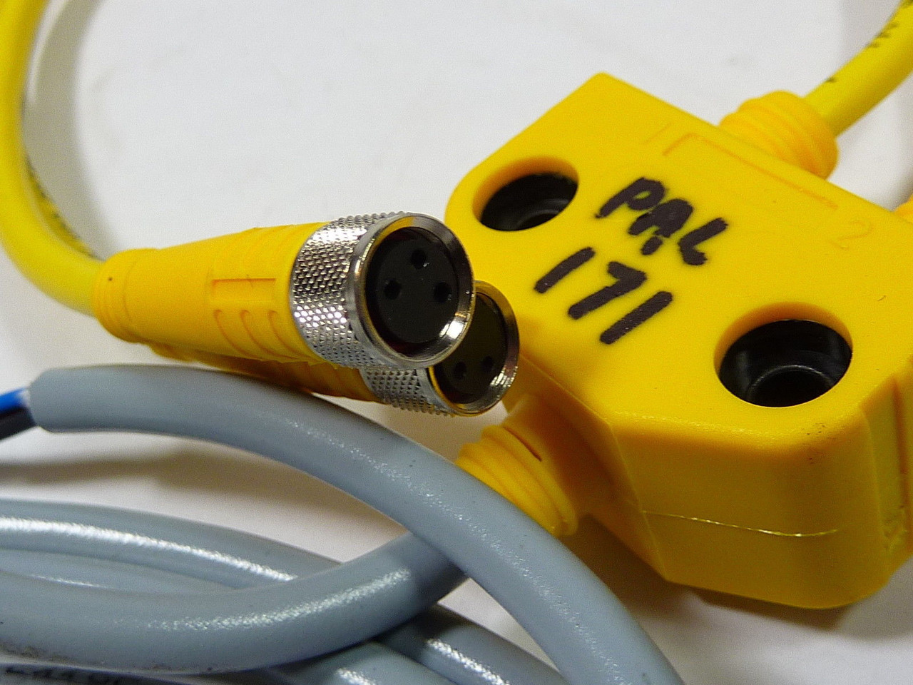 Turck VB2-2/2PKG-3M-0.3/0.3/CS10497 Eurofast Multibox Cordset 3Pin 300V 3m NOP