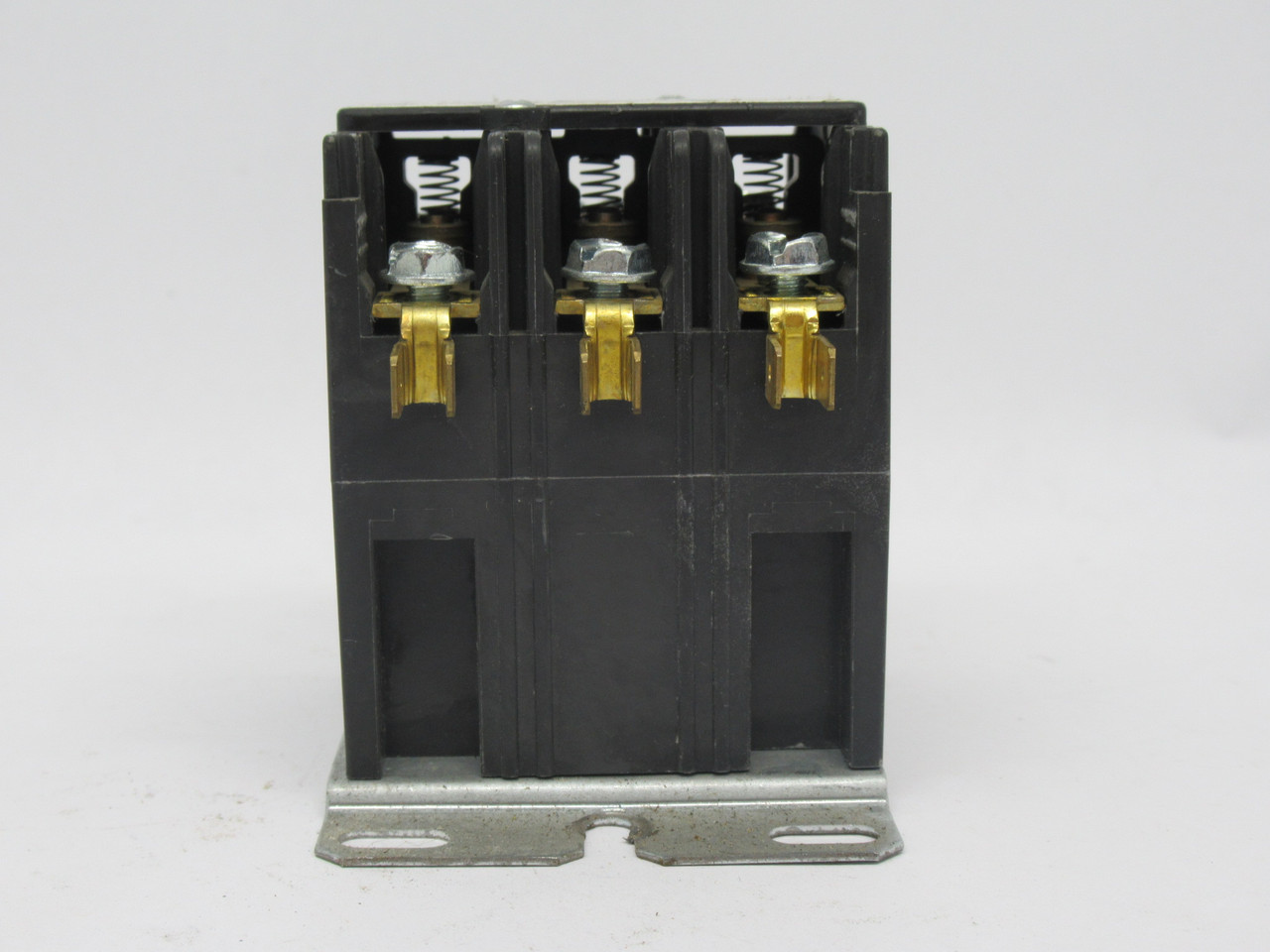 Products Unlimited 3100-30Q808 Contactor 24VAC 50/60Hz 3P 25A USED