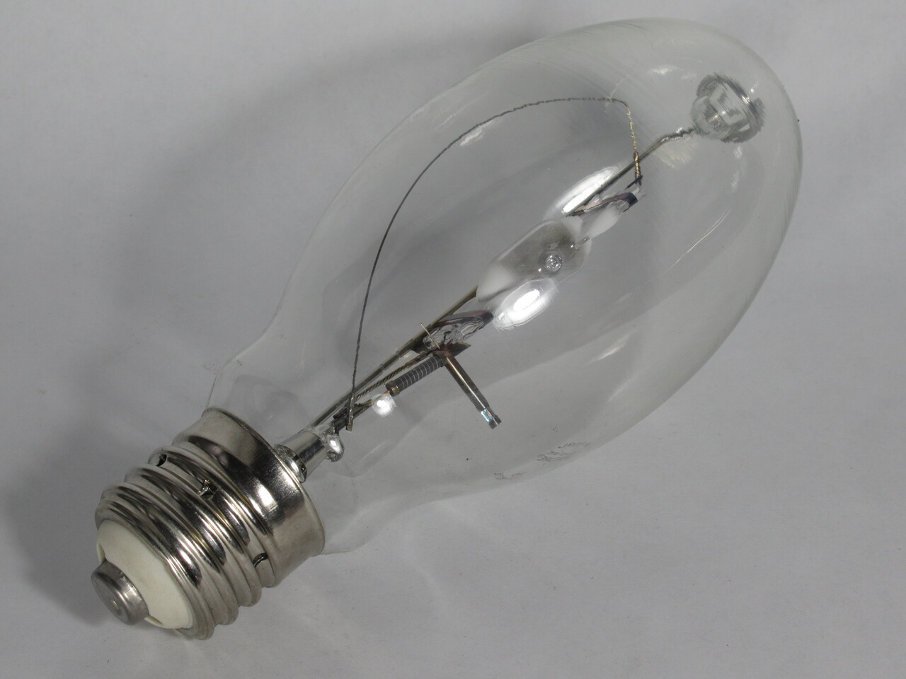 Venture MH175W/U Metal Halide Bulb 175W NOP