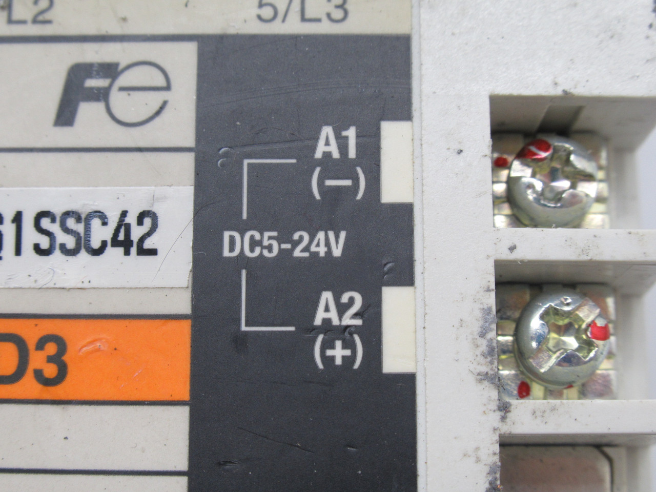 Fuji Electric SS302E-3Z-D3 Solid State Contactor 5-24VDC 240VAC 50/60Hz USED