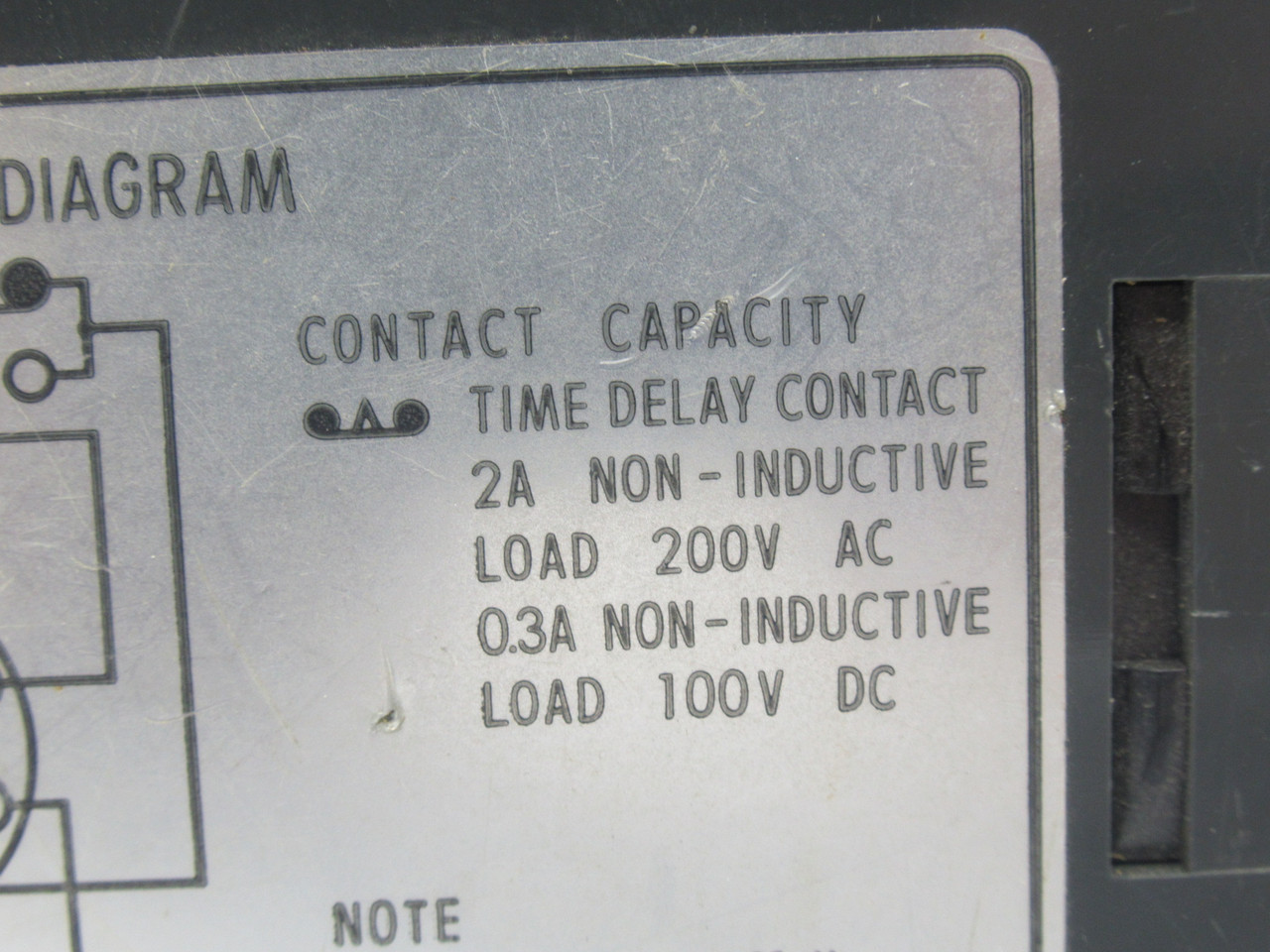Omron DTS-100VAC Solid State Timer 0-2 Sec 100VAC 2A@200VAC 0.3A@100VDC USED