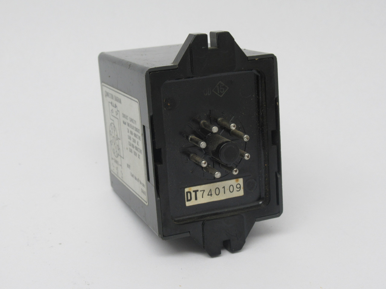 Omron DTS-100VAC Solid State Timer 0-2 Sec 100VAC 2A@200VAC 0.3A@100VDC USED