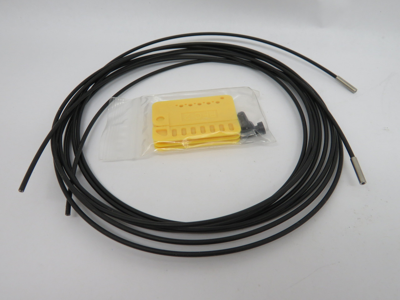 Banner 39898 PIF66U Opposed Mode Plastic Fiber 1.5mm Dia. 2m BOX DMG NEW
