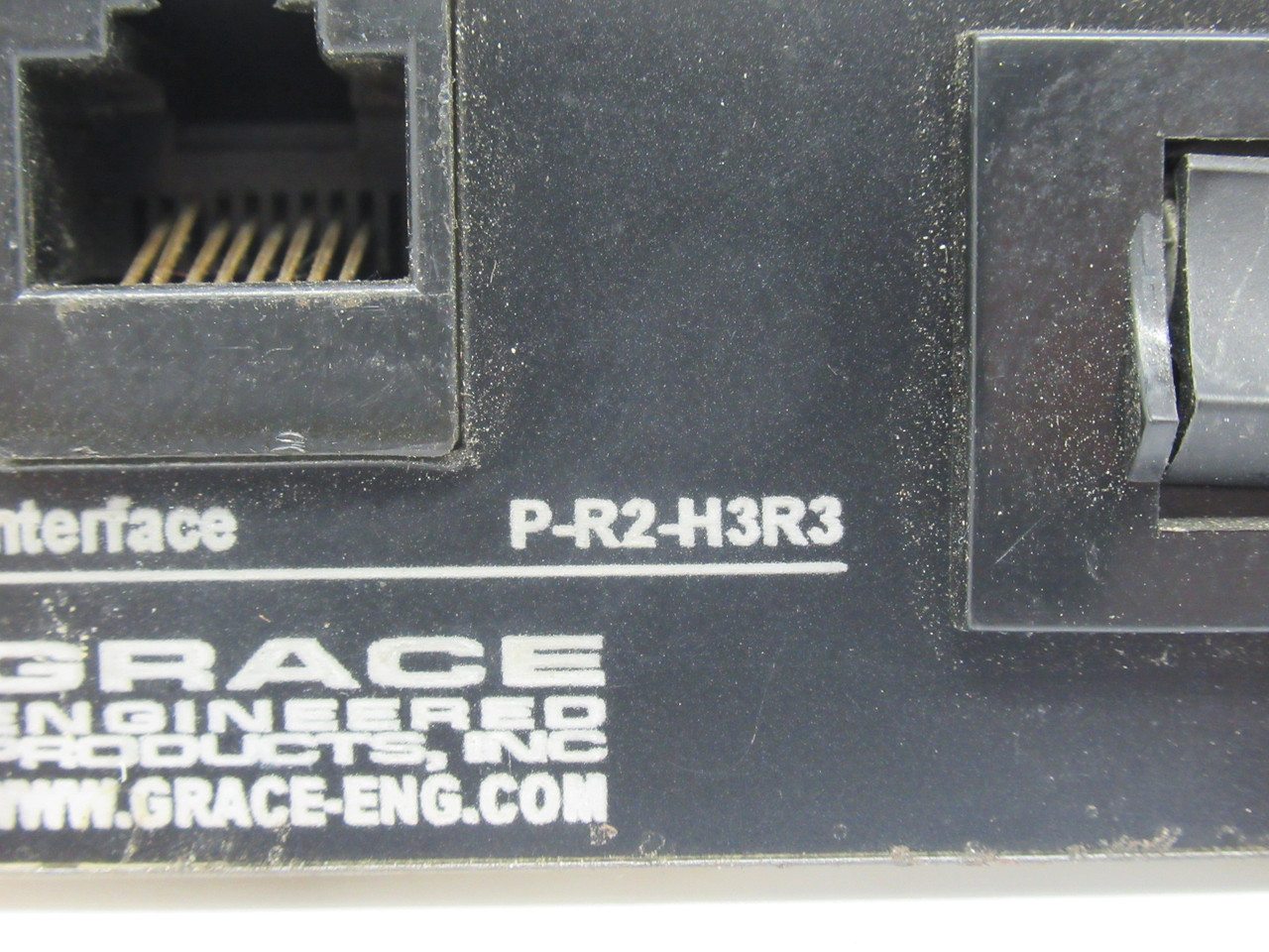 GracePort P-R2-H3R3 Ethernet Panel Interface Connector 120VAC 3A NO HOUSING USED