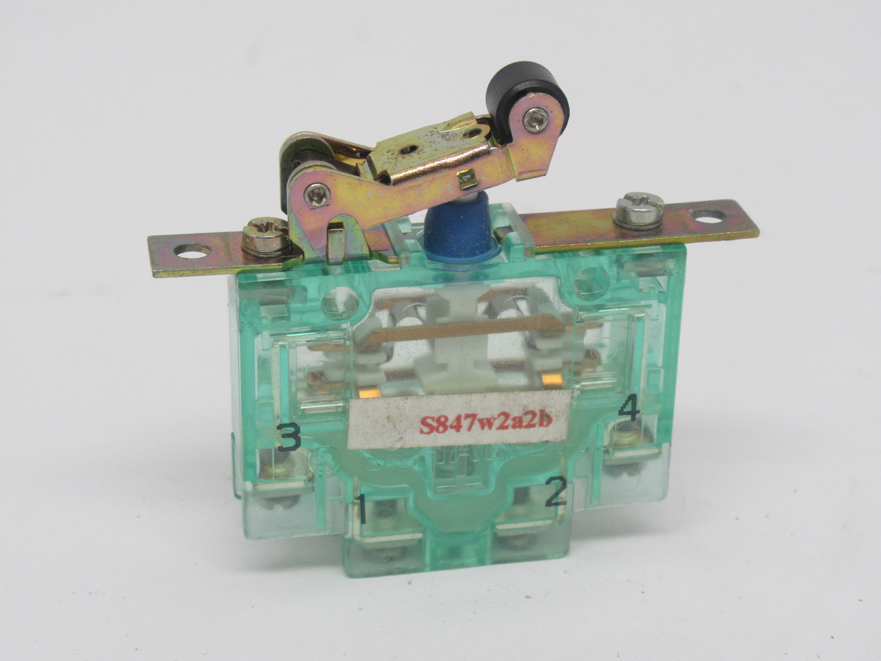 Schaltbau S847-W2A2B Snap Action Switch 10A@300/400V w/ Screw Terminals USED