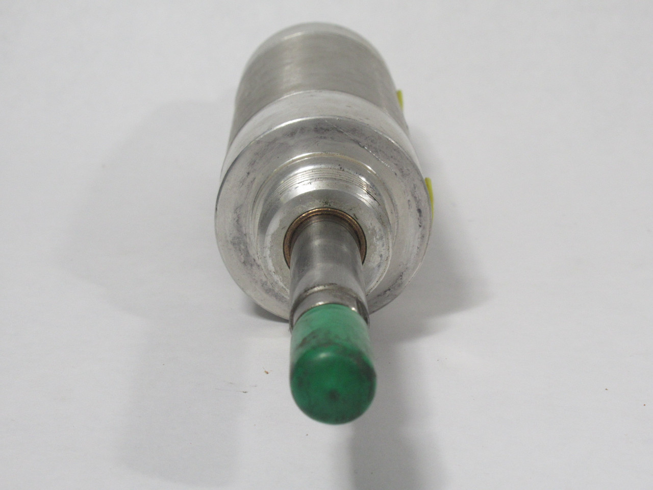 Numatics 2000D02-02A-03 Air Cylinder 2" Bore 2" Stroke Rear Pivot USED