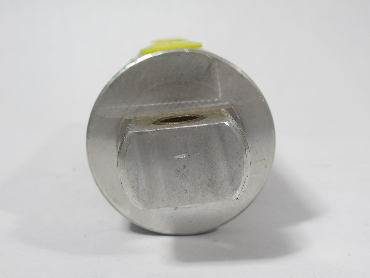 Numatics 2000D02-02A-03 Air Cylinder 2" Bore 2" Stroke Rear Pivot USED