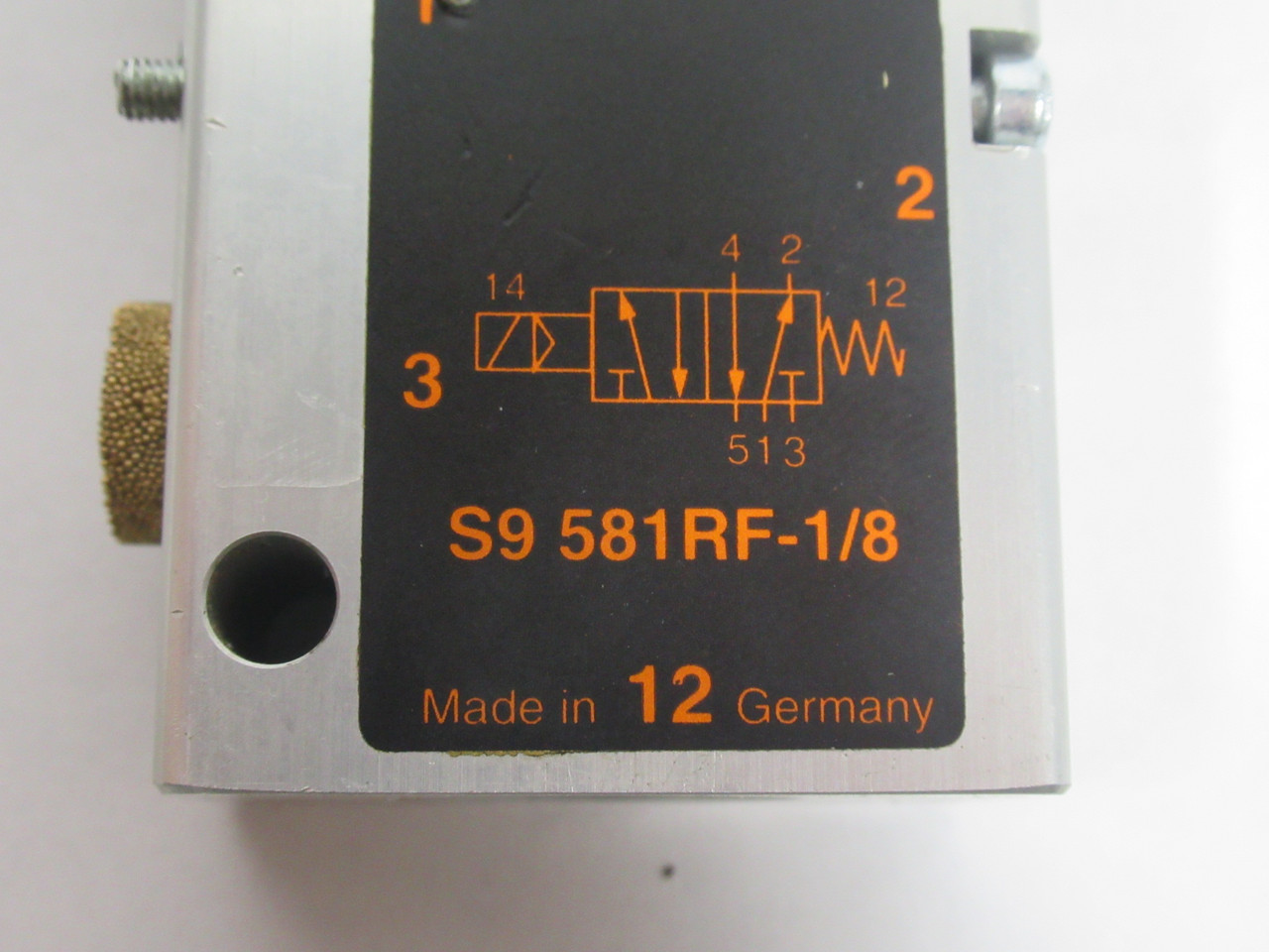 Hoerbiger S9-581RF-1/8 Solenoid Valve 5/2 10 Bar 24VDC 5W USED