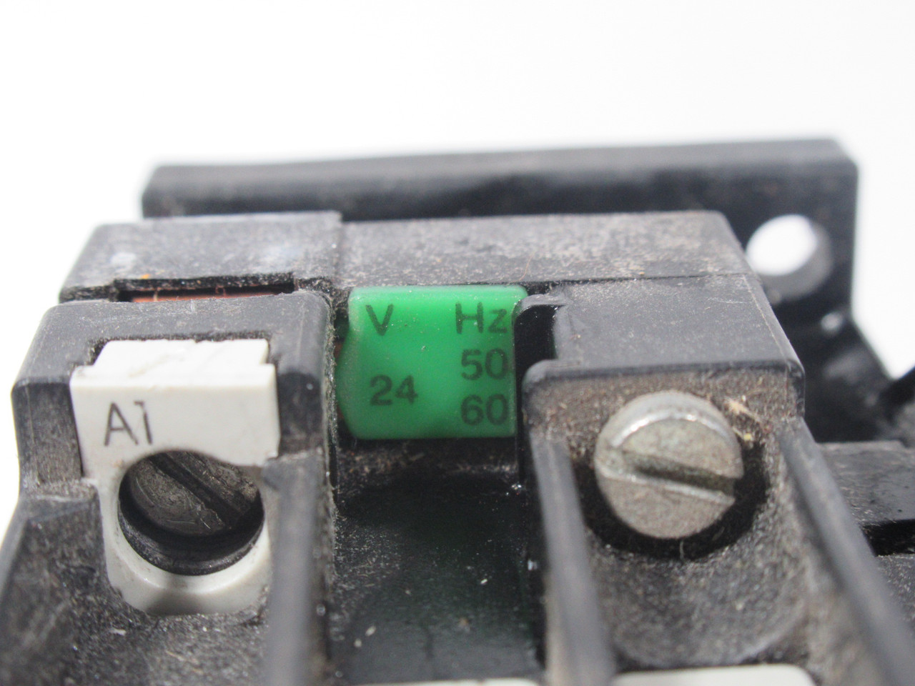 Siemens 3TF3010-0AC2 Contactor 24VAC 50/60Hz 9A 3-Pole USED