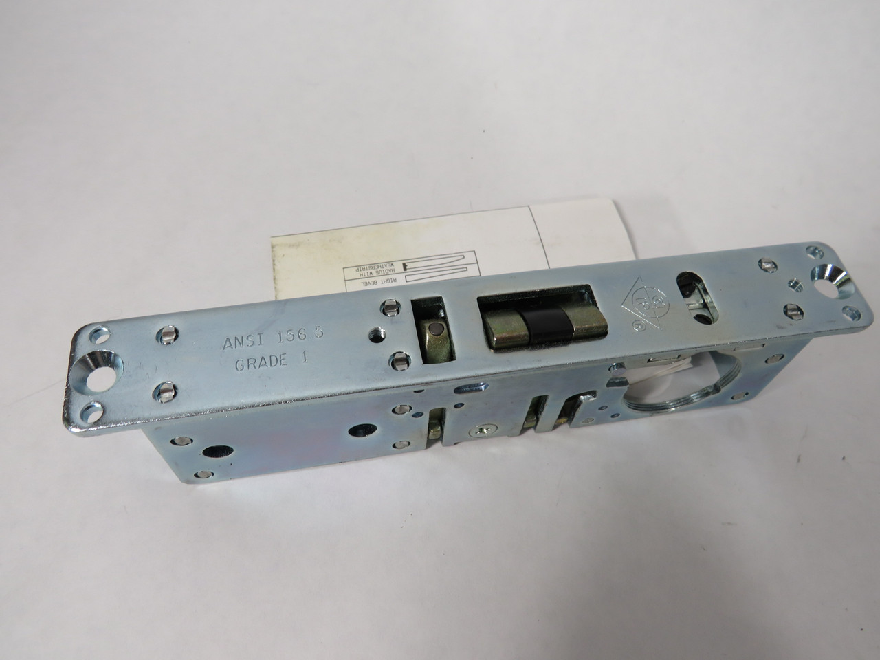 Adams Rite 4510 Standard Duty Dead Latch NO FACEPLATE NO MOUNT SCREWS NOP