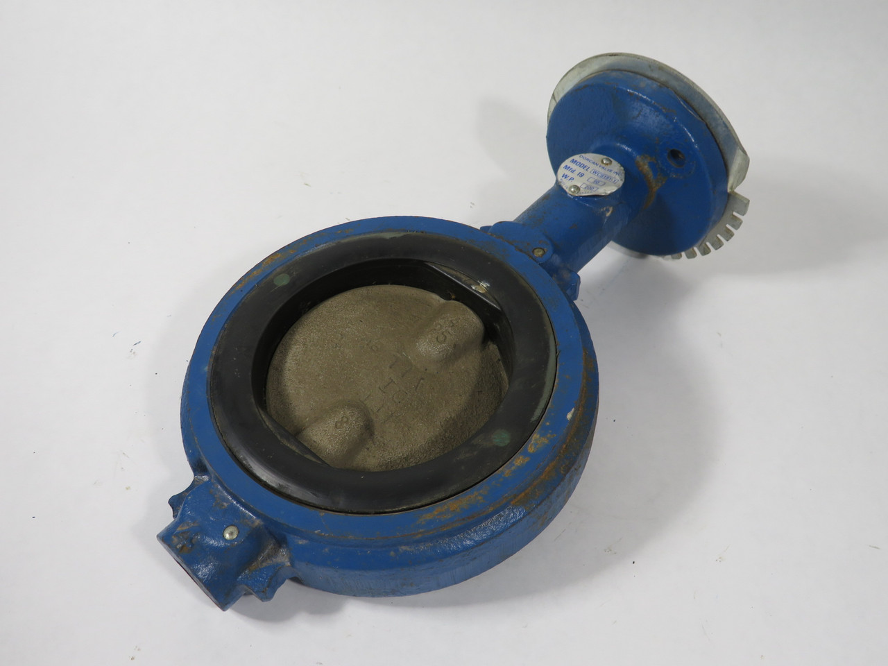 Dorcan WC8191-1 Wafer-Style Butterfly Valve 4" Ductile Iron 200 psi USED